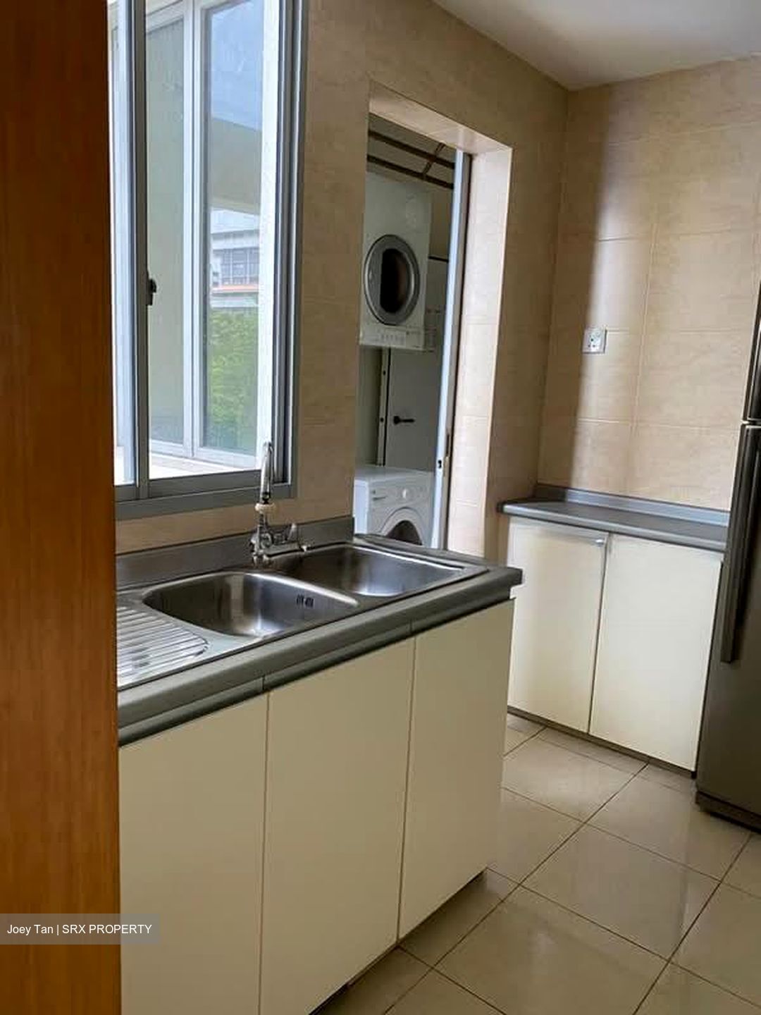The Lakeshore (D22), Condominium #583883571